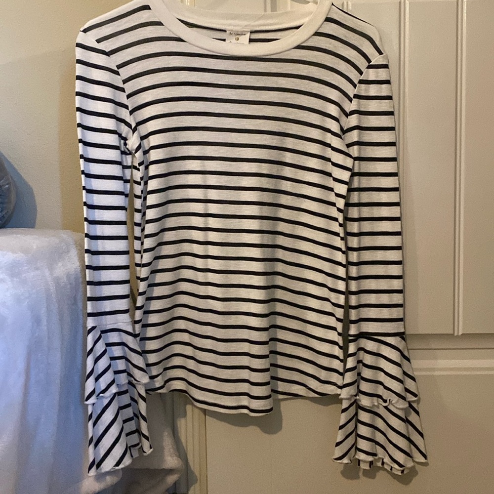 Belle Sleeve Top